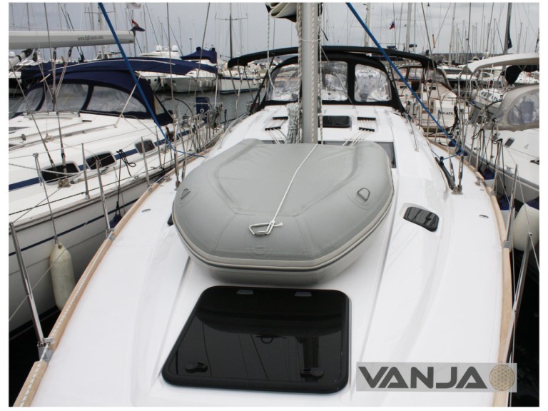 Sailboat to hire Biograd na Moru at the best price