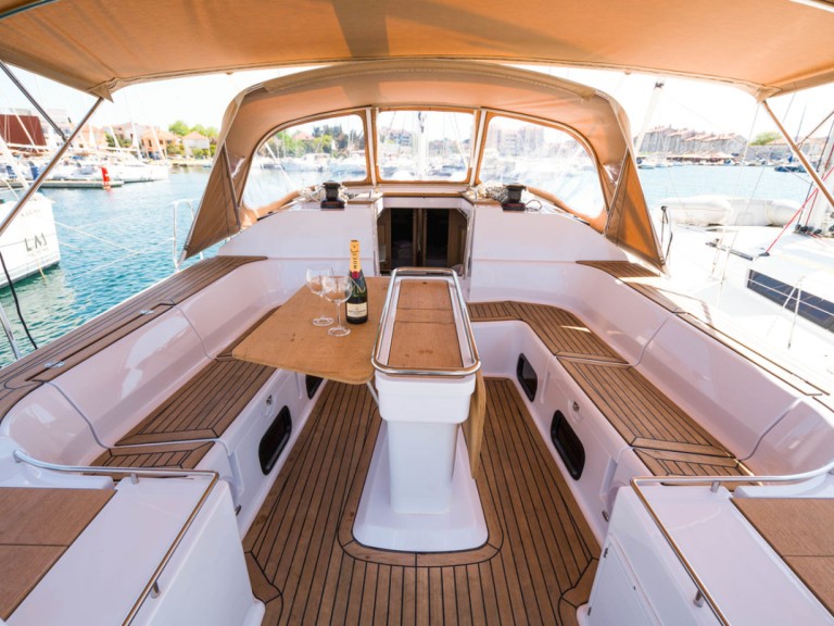 Hire a Elan Impression 50 Biograd na Moru