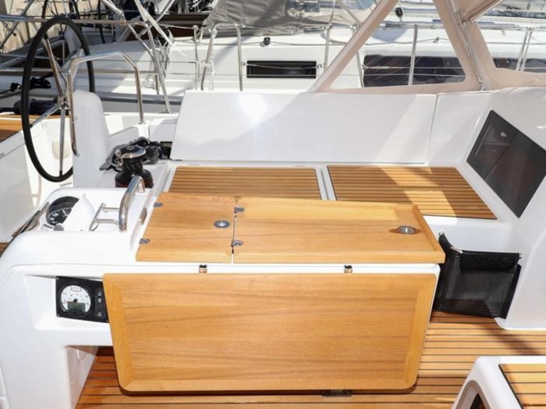 Sailboat hire in Biograd na Moru - Jeanneau Sun Odyssey 440