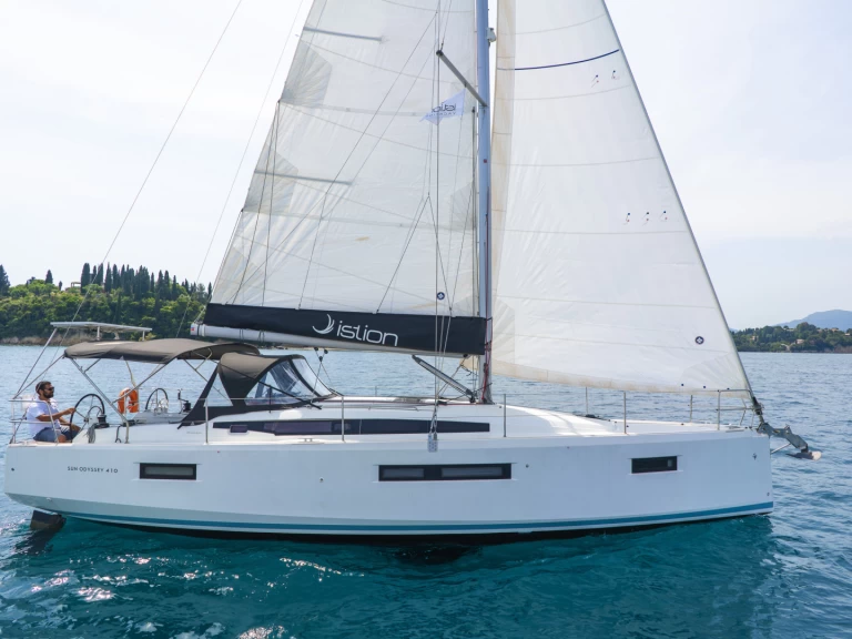 Sailboat hire in Deme of Volos - Jeanneau Sun Odyssey 410