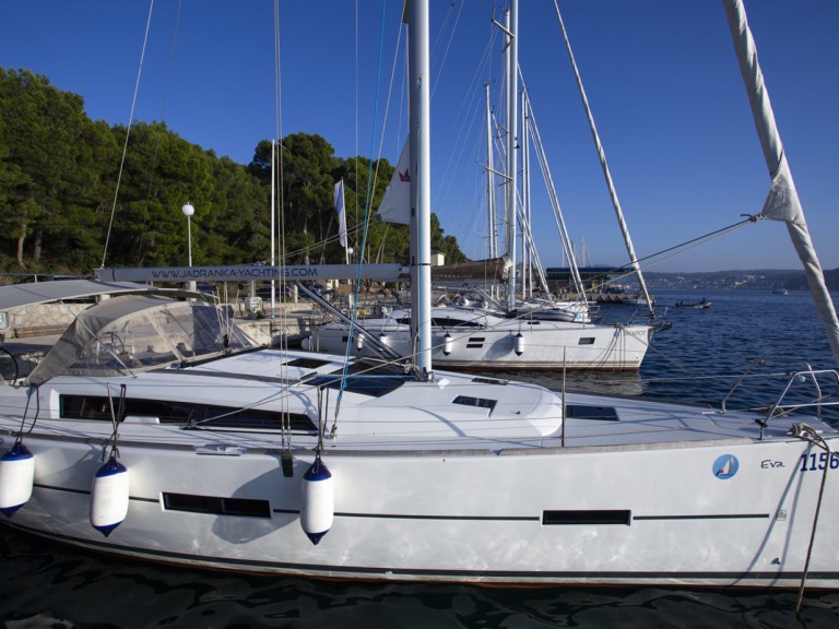 Sailboat hire in Mali Lošinj - Dufour Dufour 412 Grand Large