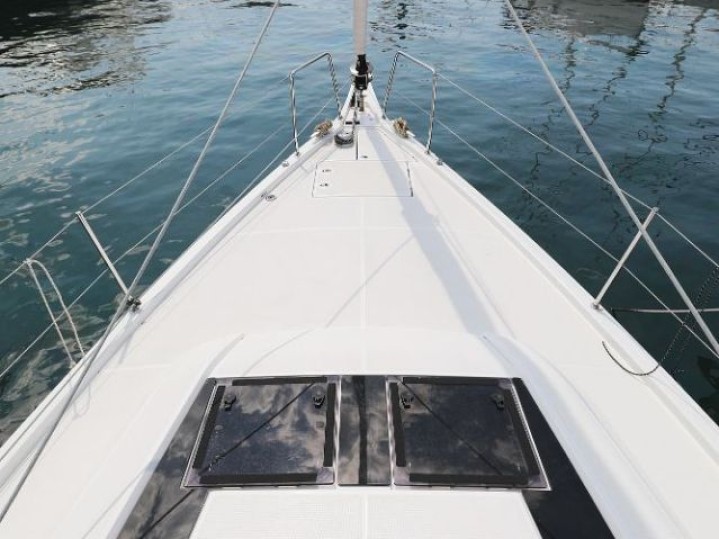 Sailboat to hire Zadar at the best price