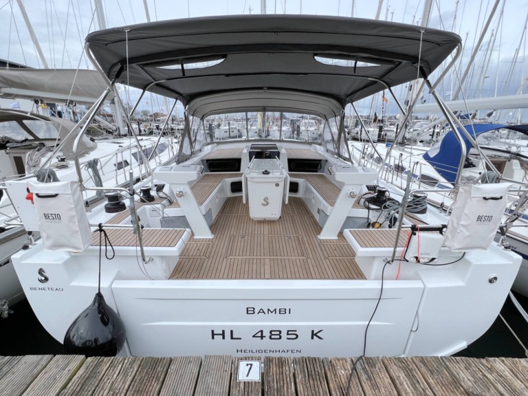 Sailboat to hire Punat at the best price