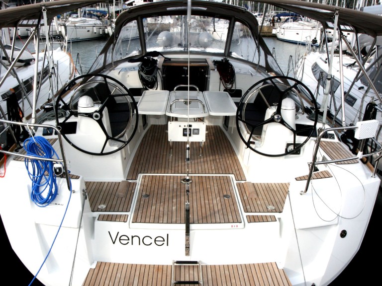 Yacht charter Pula - Jeanneau Sun Odyssey 479 on SamBoat