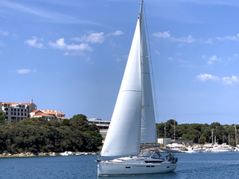 Yacht hire Pula cheap Sun Odyssey 479