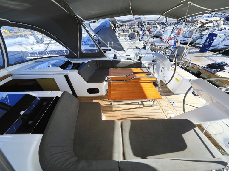 Hire Sailboat with or without skipper Hanse Biograd na Moru