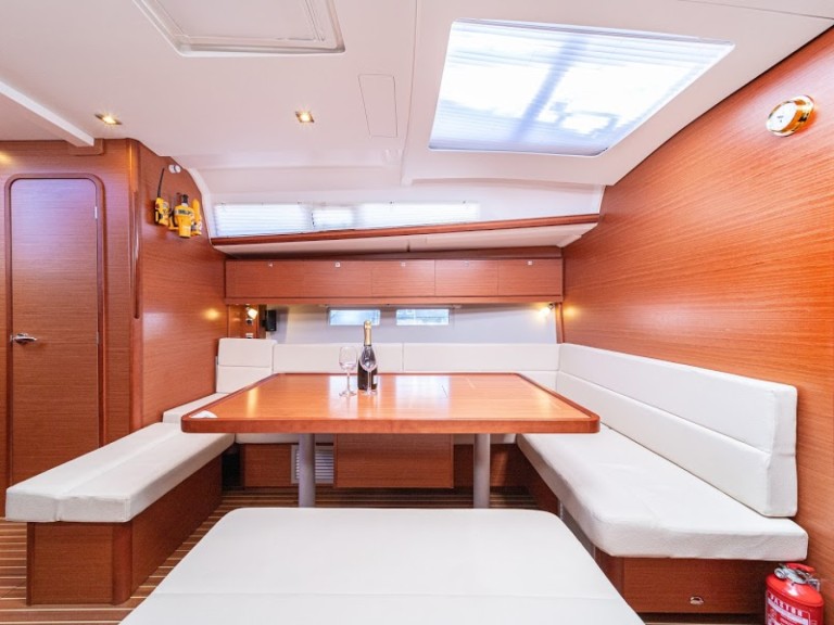 Hire Sailboat with or without skipper Dufour Primošten