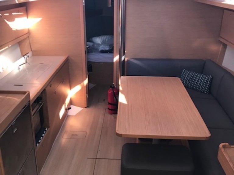 Hire Sailboat Dufour with a boat licence