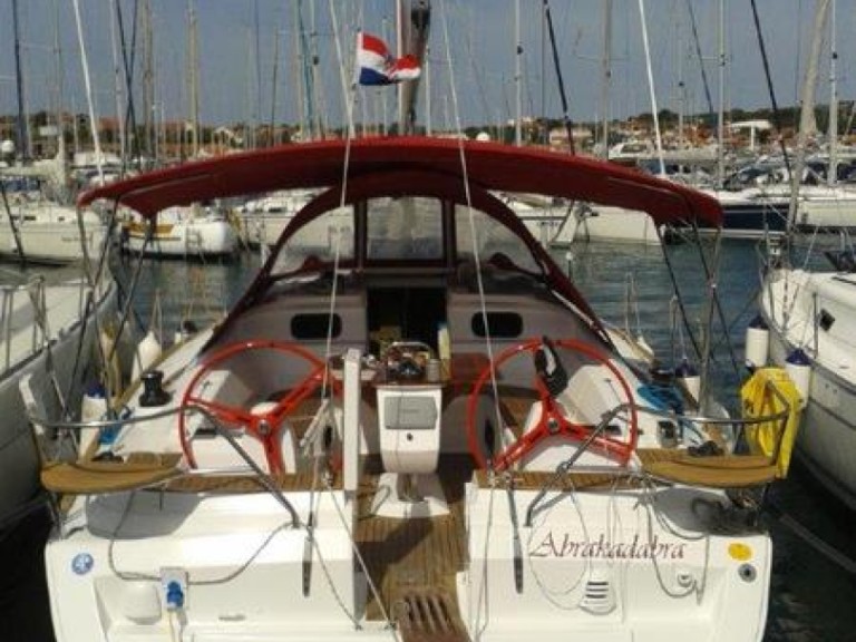 Hire Sailboat with or without skipper Elan Šibenik
