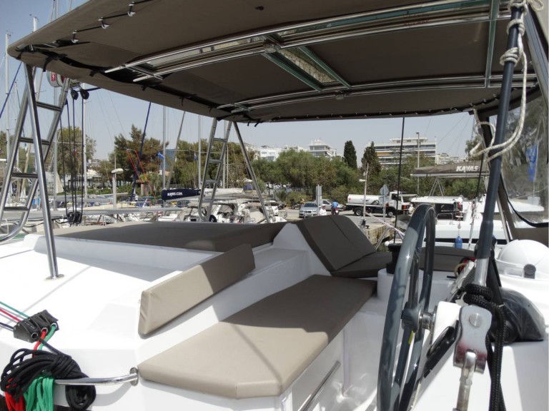 Yacht charter Lefkáda - Bali Bali 4.1 on SamBoat