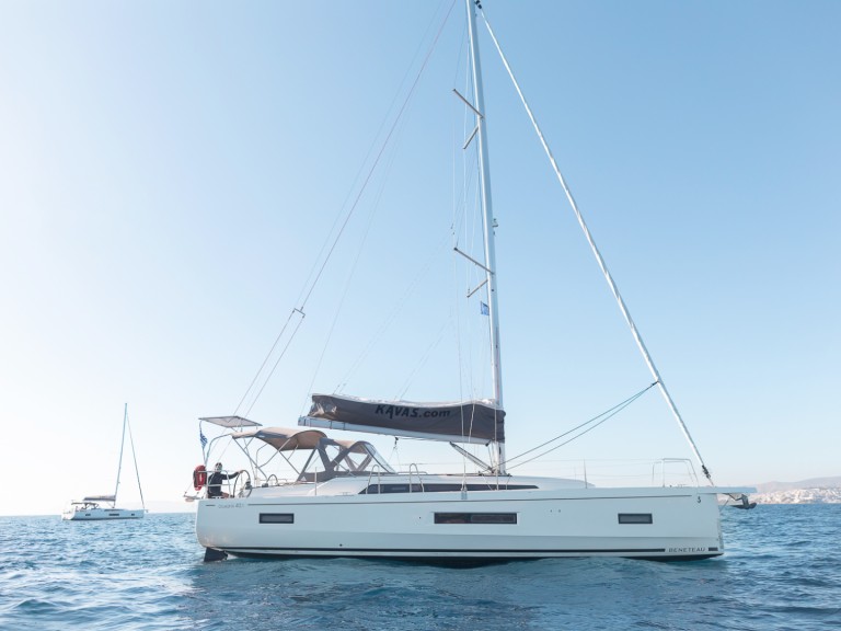 Yacht hire Alimos cheap Oceanis 40.1