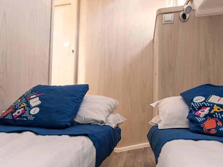 Yacht charter Rheinsberg - Premier Horizon 1 on SamBoat