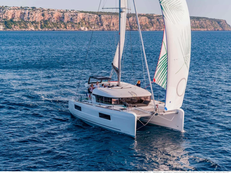 Charter a Lagoon 40 in Barcelona on Samboat