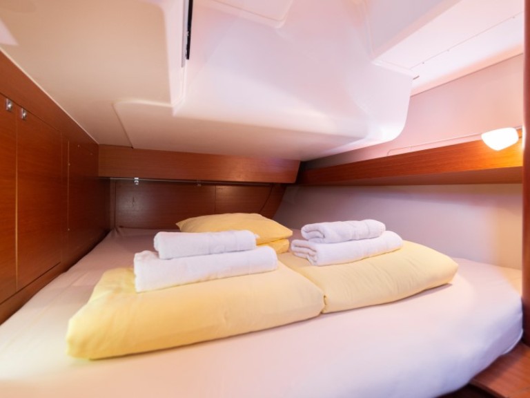 Hire Sailboat with or without skipper Dufour Šibenik