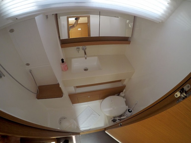 Hire Sailboat Dufour with a boat licence