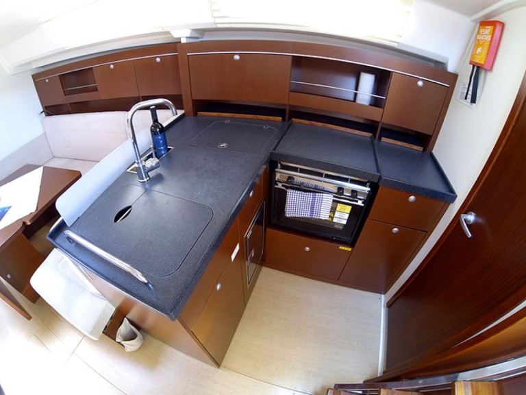 Hire Sailboat Hanse with a boat licence