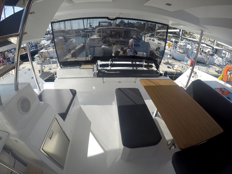 Hire a Fountaine Pajot Astrea 42 Šibenik