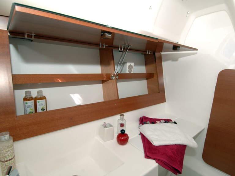 Hire Sailboat with or without skipper Dufour Šibenik