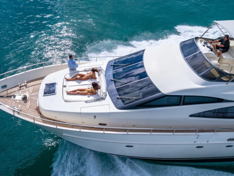 Hire a Azimut 70 Seajet Palma de Mallorca