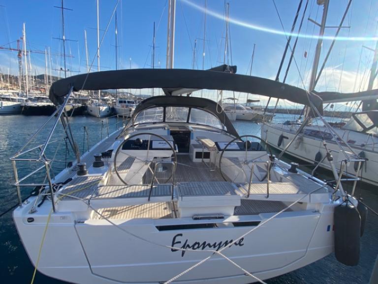 Hire a Hanse Hanse 460 Marseille