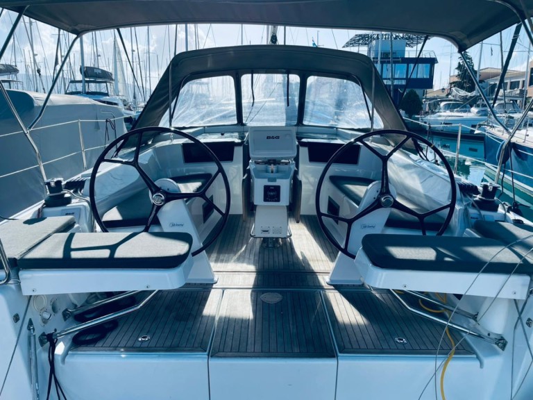 Hanse Hanse 418 charter bareboat or skippered in  Lefkáda