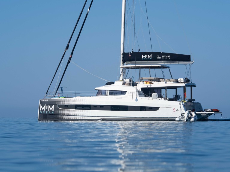 Charter a Bali Catamarans Bali 5.4 in Port d'Andratx on Samboat