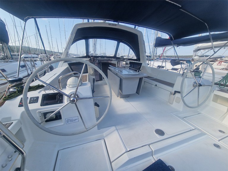 Yacht charter Punat - Bénéteau Oceanis 45 on SamBoat