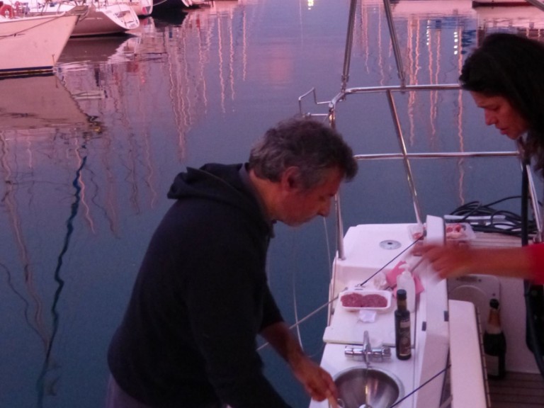 Yacht charter Portimão - Dufour Dufour 360  on SamBoat