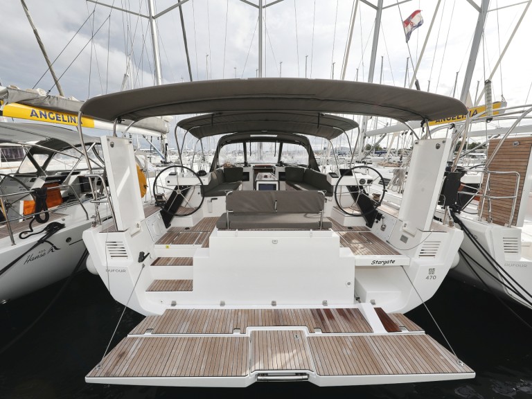 Yacht charter Sukošan - Dufour Dufour 470 on SamBoat