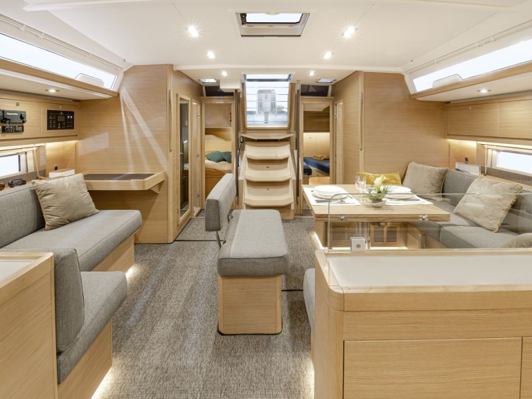 Charter a Dufour Dufour 530 in Olbia on Samboat