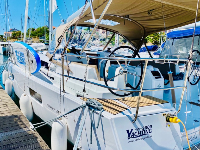 Hire a Jeanneau Sun Odyssey 440 Šibenik