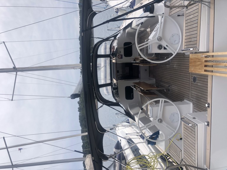 Sailboat hire in Mali Lošinj - Elan Impression 45.1