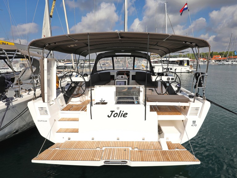 Sailboat to hire Biograd na Moru at the best price