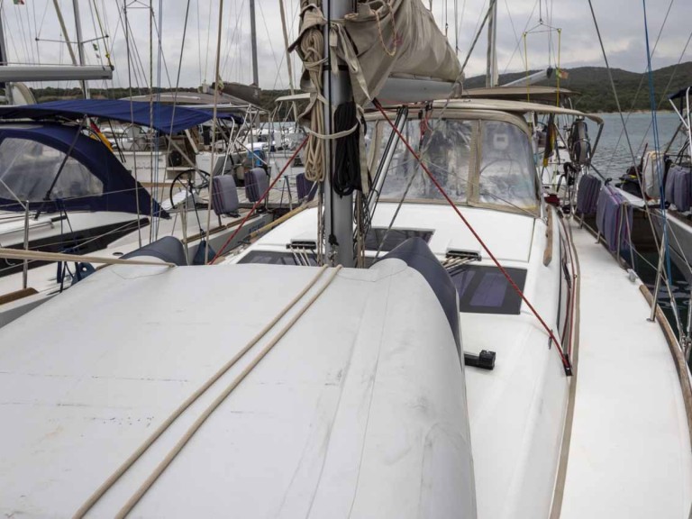Sailboat hire in Golfo Aranci - Dufour Dufour 360 Grand Large