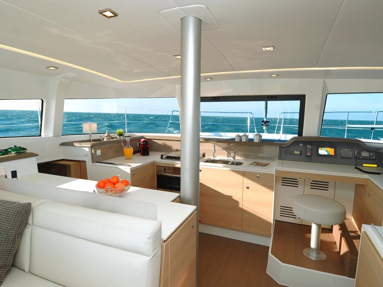 Catamaran hire in Palaióchora - Bali Bali 4.1