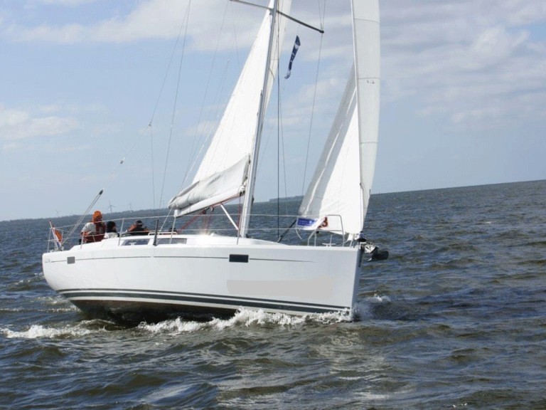 Sailboat to hire Pula at the best price