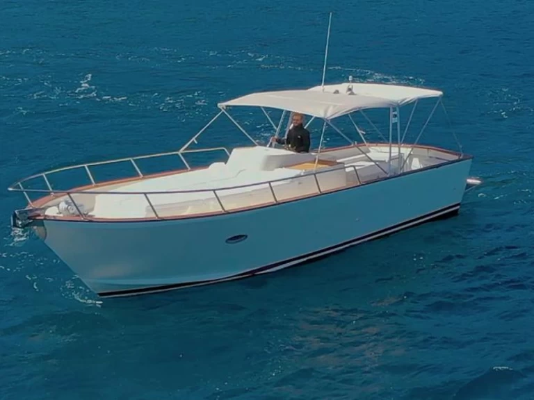 Yacht hire Sorrento cheap URSA MAJOR 10