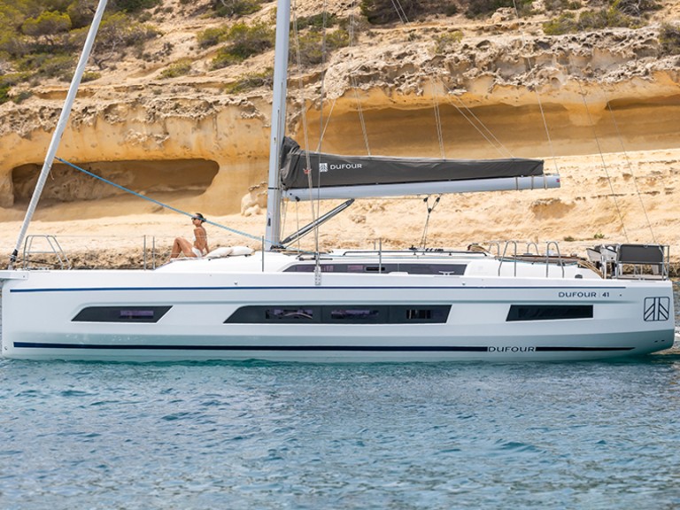Hire Sailboat Dufour with a boat licence