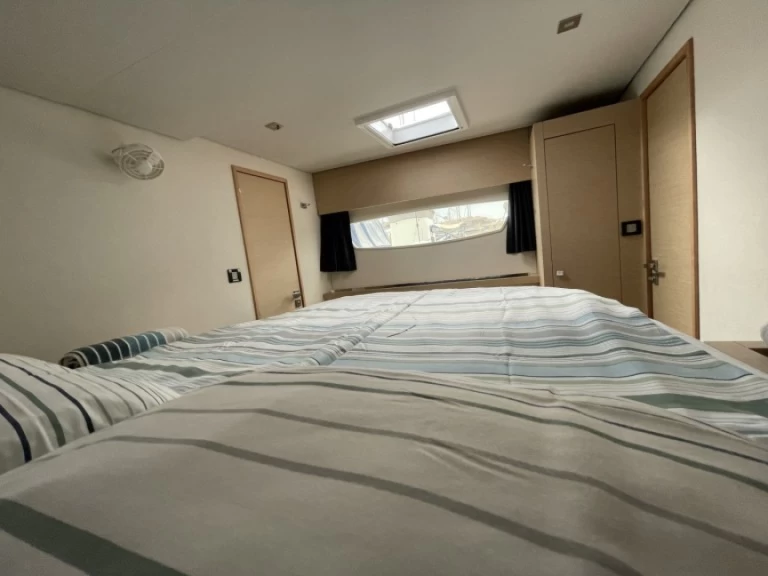 Catamaran to hire Ajaccio at the best price