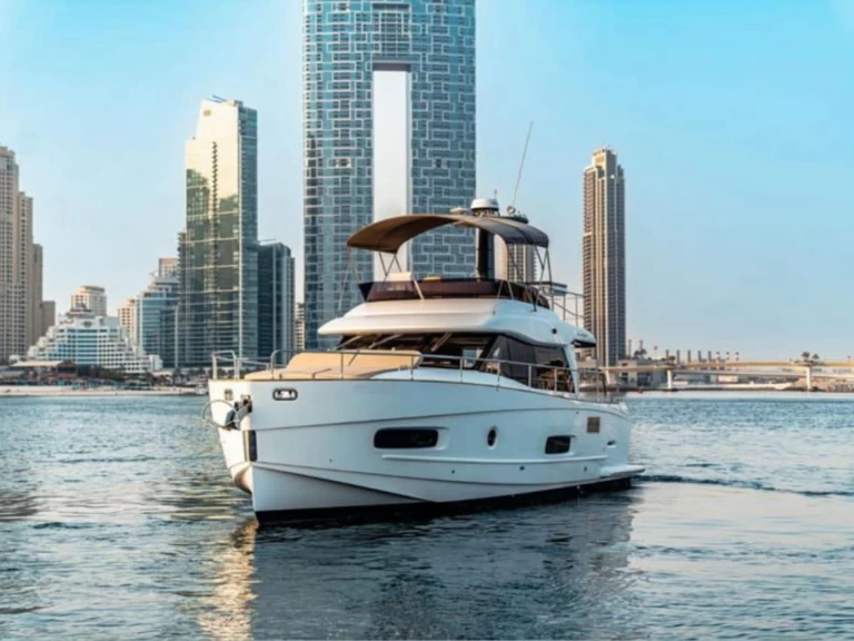 Azimut Azimut 46 Fly charter bareboat or skippered in  Dubai Marina