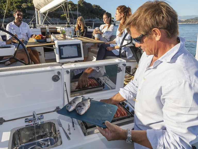 Sailboat hire in Alimos - Dufour Dufour 430 Grand Large