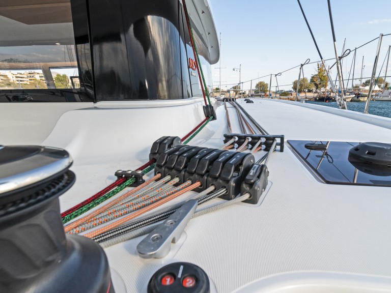 Yacht hire Lefkáda cheap Excess 14