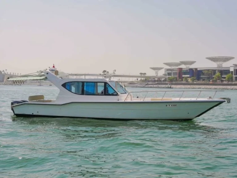 Charter a Custom Made 30 in Dubai Marina on Samboat
