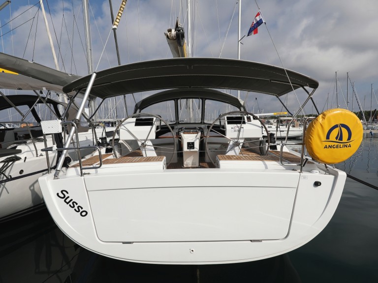 Sailboat to hire Biograd na Moru at the best price