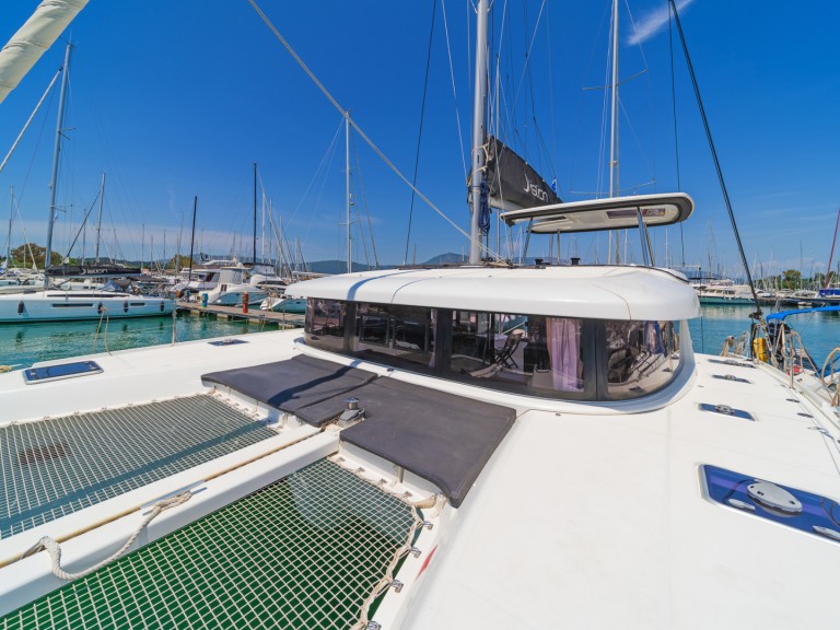 Yacht hire Gouvia cheap Lagoon 42