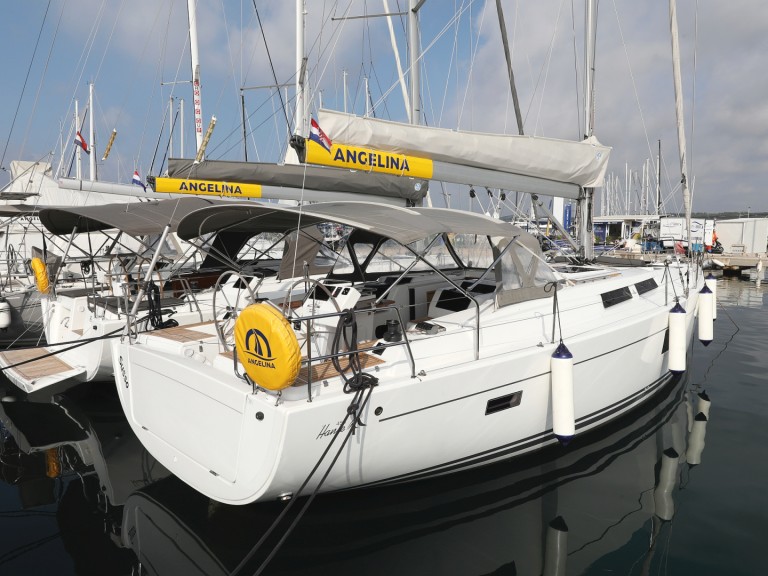 Sailboat hire in Biograd na Moru - Hanse Hanse 455