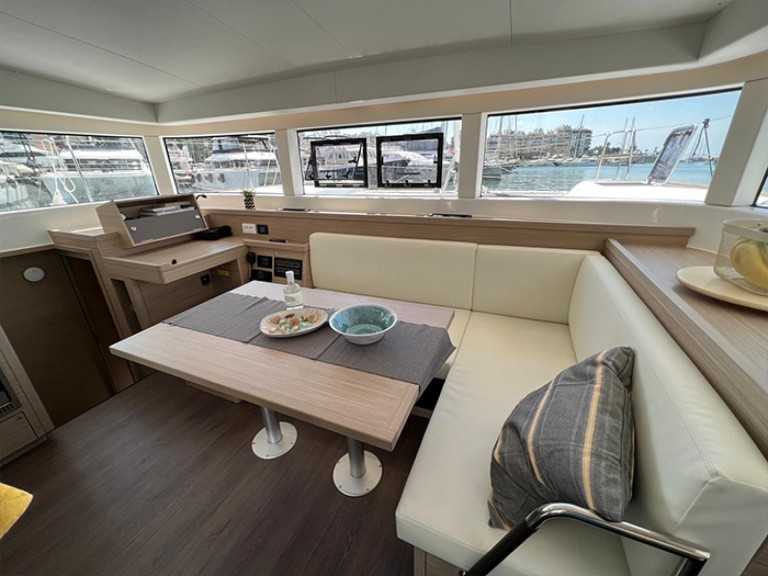 Catamaran to hire Piraeus at the best price