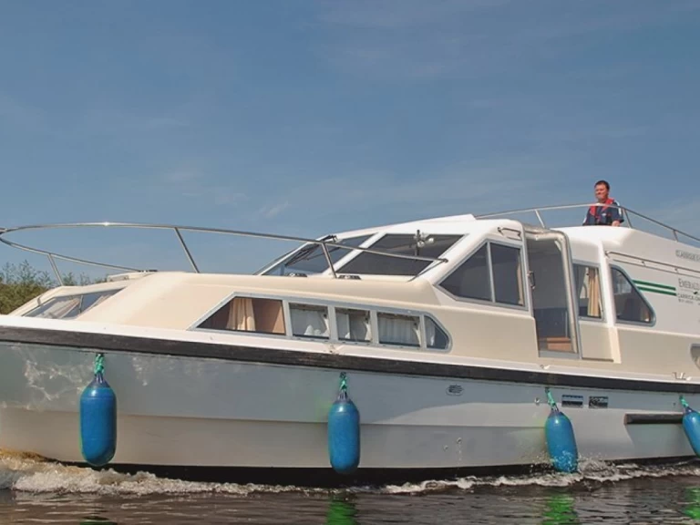 Standard Classique charter bareboat or skippered in  Vinkeveen