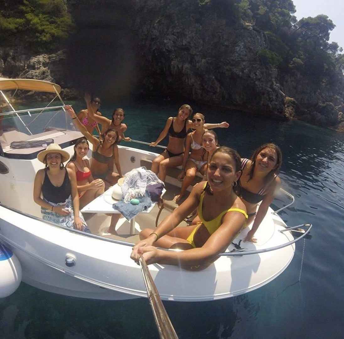 Yacht charter Dubrovnik - Atlantic open 750 on SamBoat