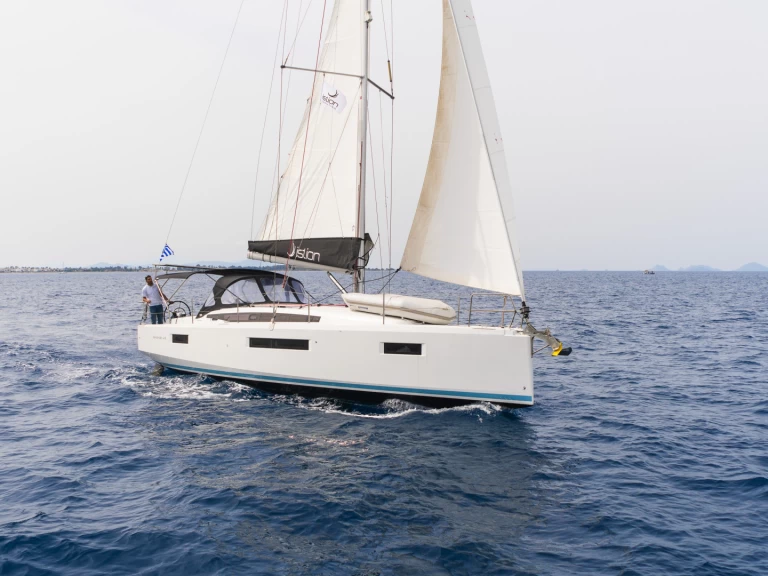 Yacht charter Gouvia - Jeanneau Sun Odyssey 410 on SamBoat